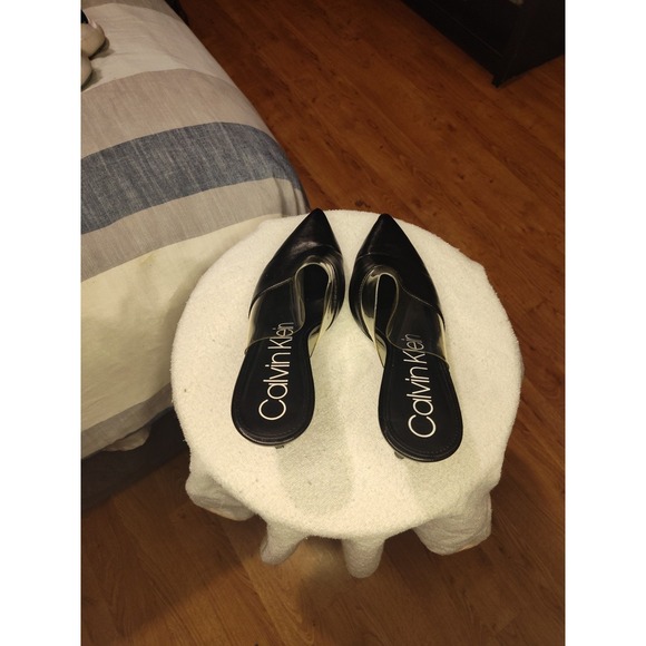 Calvin Klein Women's Pumps Shoes - Picture 4 of 8